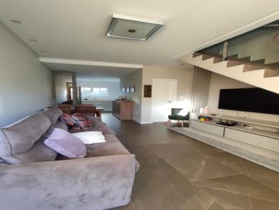 Casa para Venda, em Balne�rio Pi�arras, bairro Itacolomi, 2 dormit�rios, 3 banheiros, 2 su�tes, 2 vagas